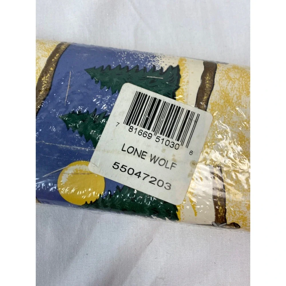 Borders Unlimited Lone Wolf Wallpaper Border 2 Rolls New 15 ft each cabin decor